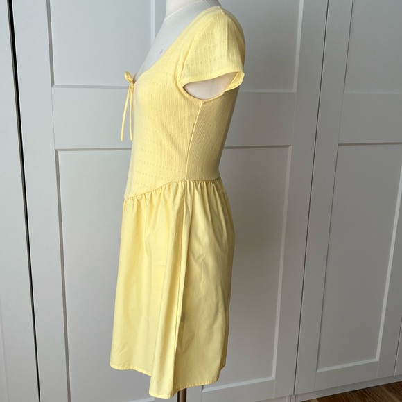Derek Heart Dropped Waist Yellow Mini Dress sz. M - Juniors - Picture 3 of 9